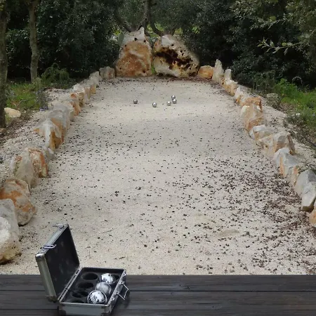 Trullo Negli Alberi *